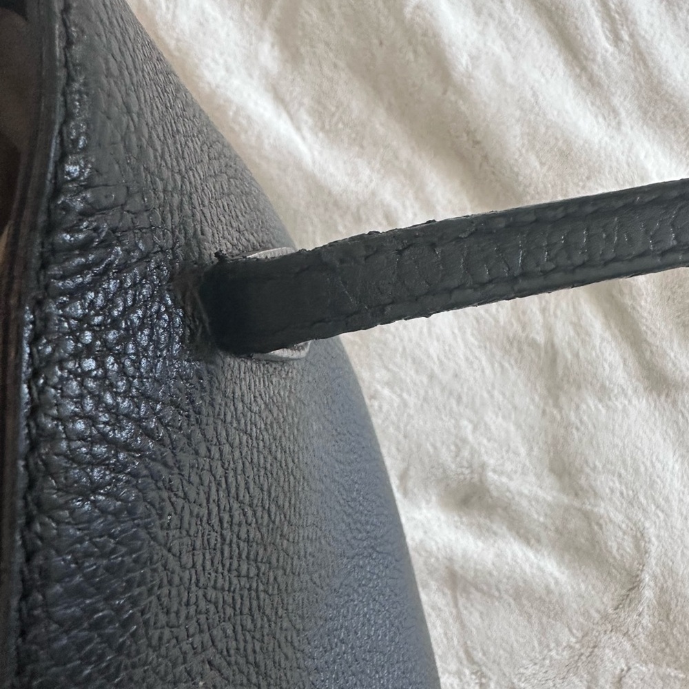 Gucci Black Leather Tote Bag - Picture 7 of 11